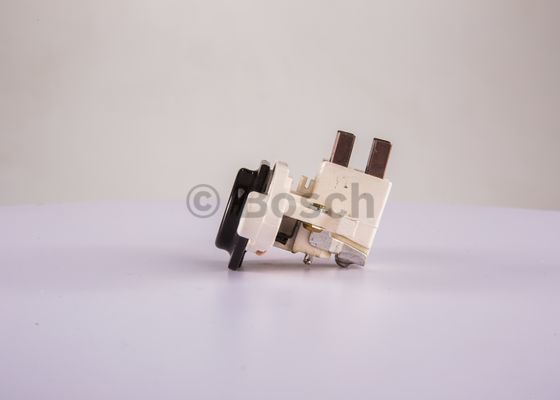 Regulator napięcia BOSCH 1 197 311 090