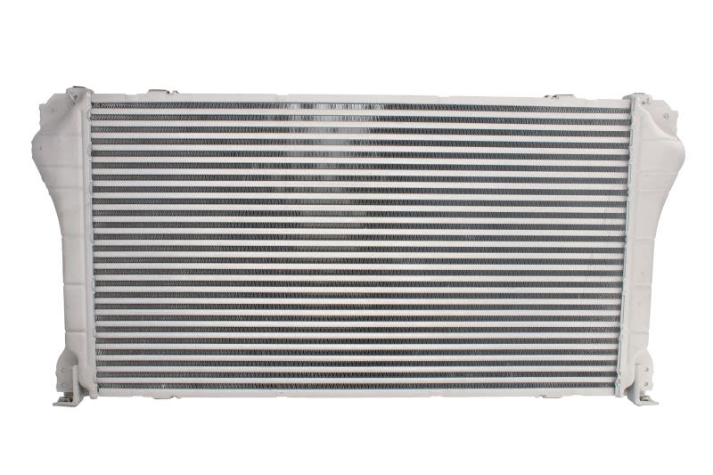 Chłodnica powietrza intercooler NISSENS 96408