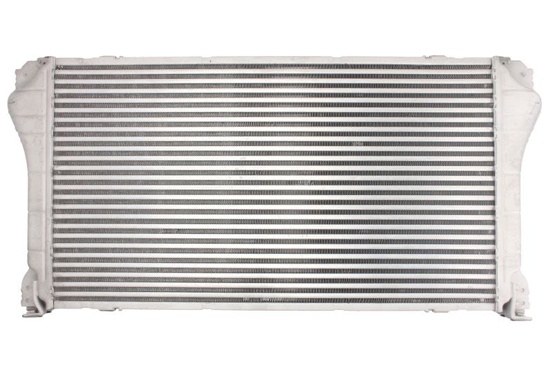 Chłodnica powietrza intercooler NISSENS 96564