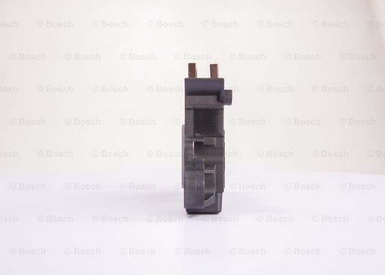 Regulator napięcia BOSCH 0 272 220 734