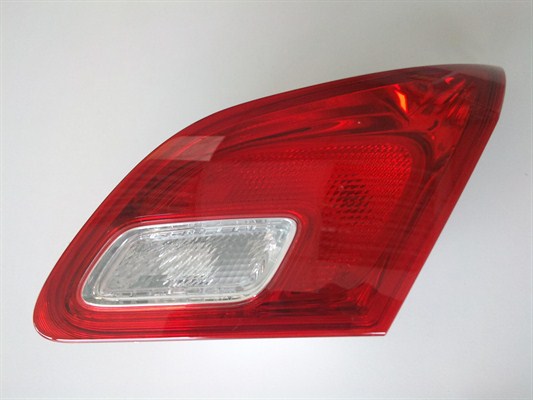 Lampa tylna zespolona MAGNETI MARELLI 714021641817