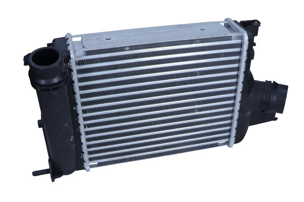 Chłodnica powietrza intercooler MAXGEAR AC630016