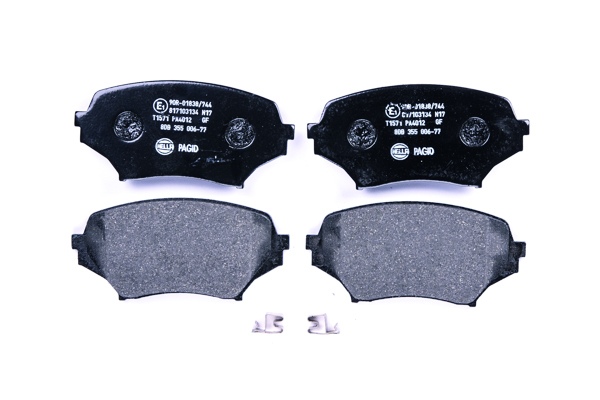 Klocki hamulcowe HELLA 8DB 355 006-771
