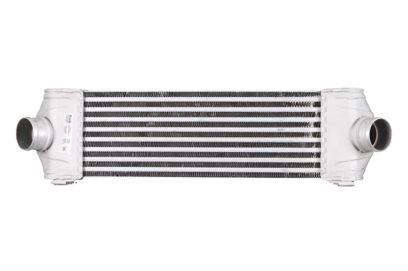 Chłodnica powietrza intercooler NISSENS 96641