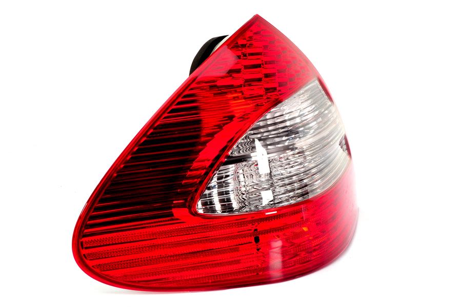Lampa tylna zespolona ABAKUS 440-1942L-UQ