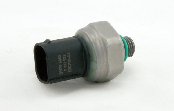 Czujnik ciśnienia układu klimatyzacji HART 563 611