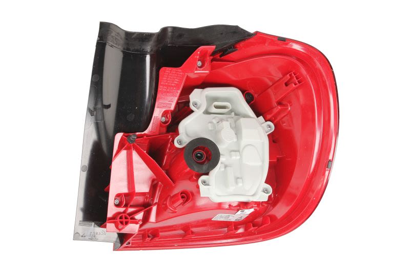 Lampa tylna zespolona MAGNETI MARELLI 714021150755