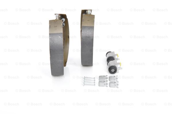 Szczęki hamulcowe BOSCH 0 204 114 677