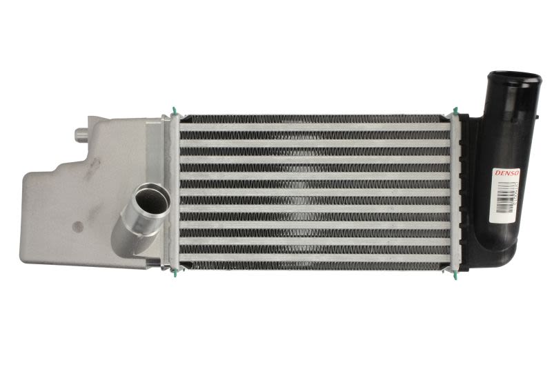 Chłodnica powietrza intercooler DENSO DIT50013