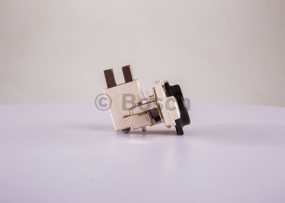 Regulator napięcia BOSCH 1 197 311 090