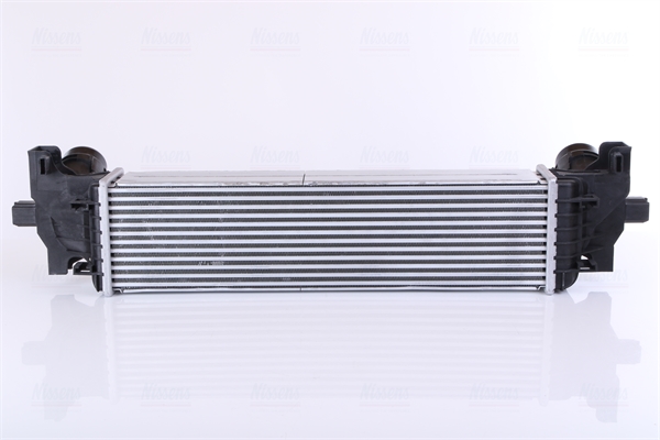 Chłodnica powietrza intercooler NISSENS 961226