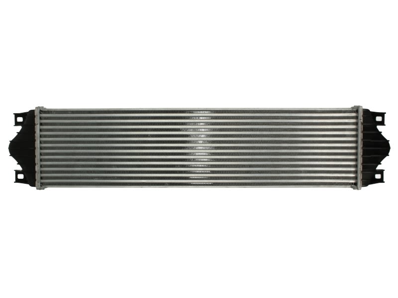 Chłodnica powietrza intercooler NISSENS 96767