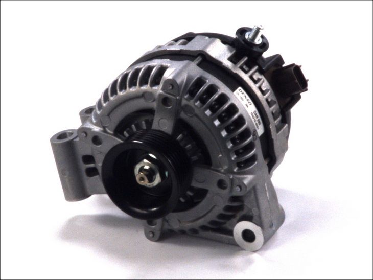 Alternator DENSO DAN990