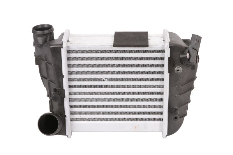 Chłodnica powietrza intercooler DENSO DIT02027