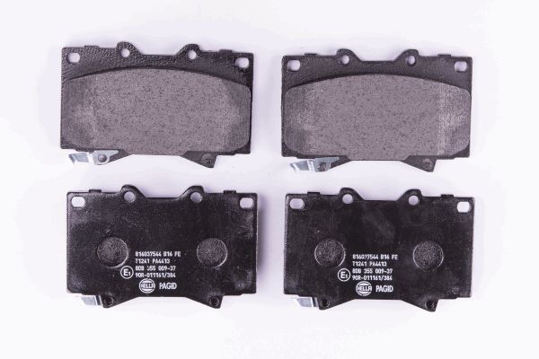 Klocki hamulcowe HELLA 8DB 355 009-371