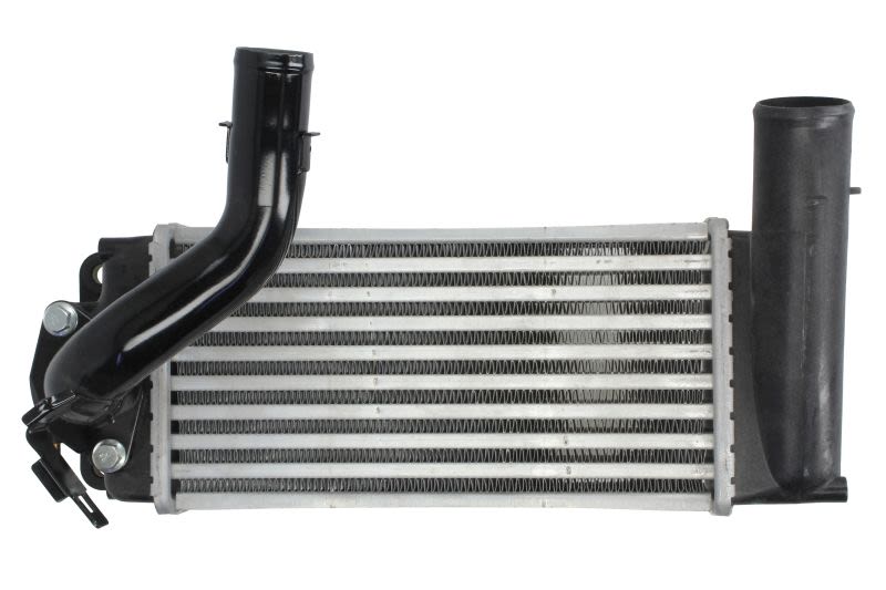 Chłodnica powietrza intercooler NISSENS 96429