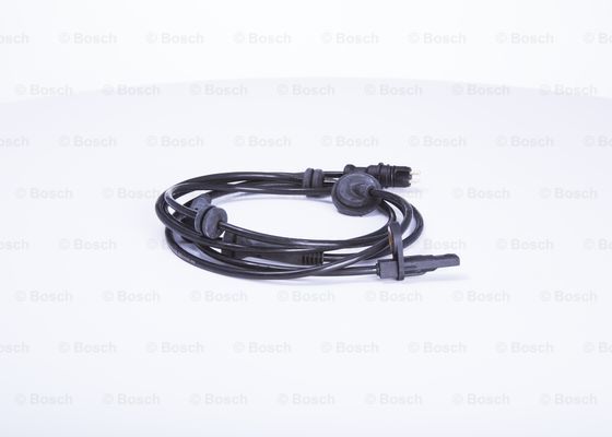 Czujnik ABS BOSCH 0 986 594 579