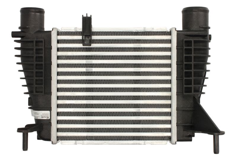 Chłodnica powietrza intercooler NISSENS 96396