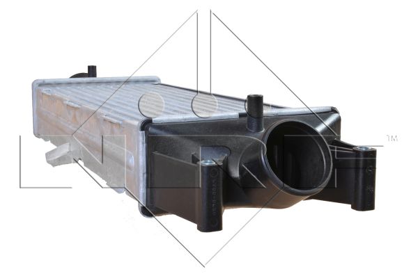 Chłodnica powietrza intercooler NRF 30879