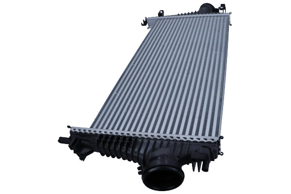 Chłodnica powietrza intercooler MAXGEAR AC630055