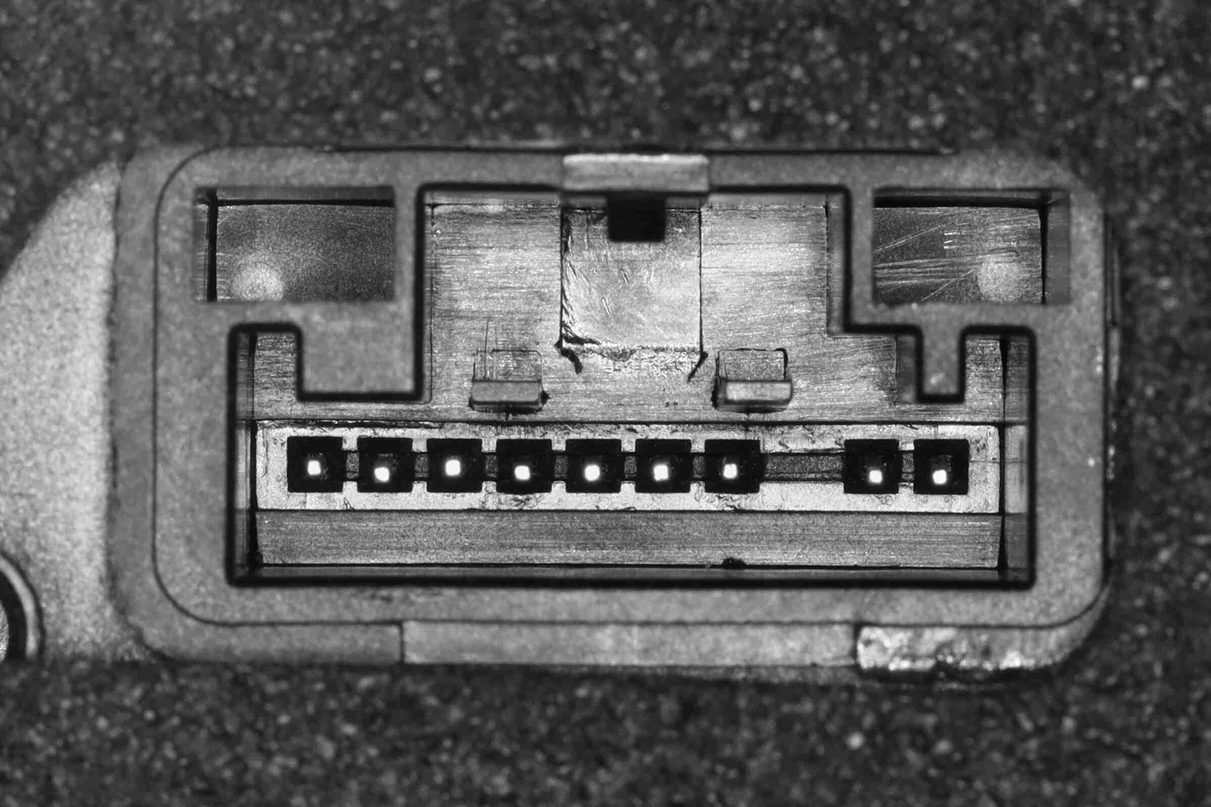 Zamek drzwi VEMO V10-85-0181