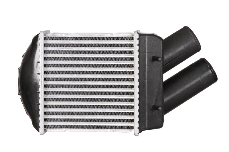 Chłodnica powietrza intercooler NRF 30832