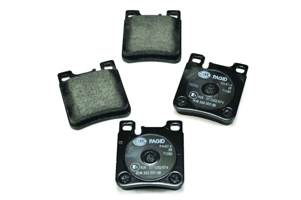 Klocki hamulcowe HELLA 8DB 355 007-581