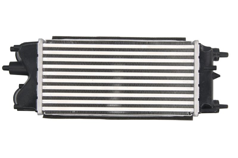 Chłodnica powietrza intercooler THERMOTEC DAG018TT