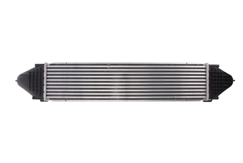 Chłodnica powietrza intercooler NISSENS 96349