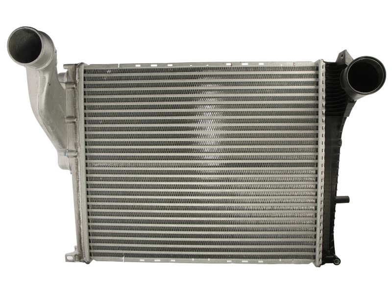 Chłodnica powietrza intercooler NISSENS 97073