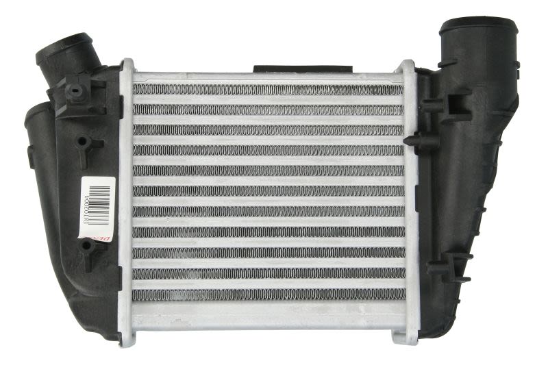Chłodnica powietrza intercooler DENSO DIT02004