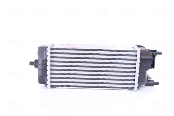 Chłodnica powietrza intercooler NISSENS 961485