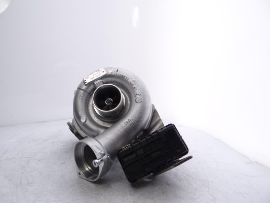 Turbosprężarka GARRETT 765985-5010W