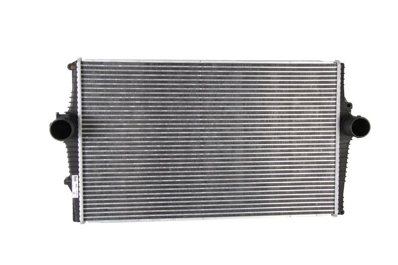 Chłodnica powietrza intercooler NISSENS 969001