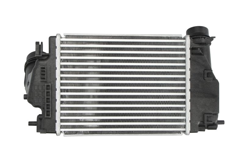 Chłodnica powietrza intercooler NISSENS 96207