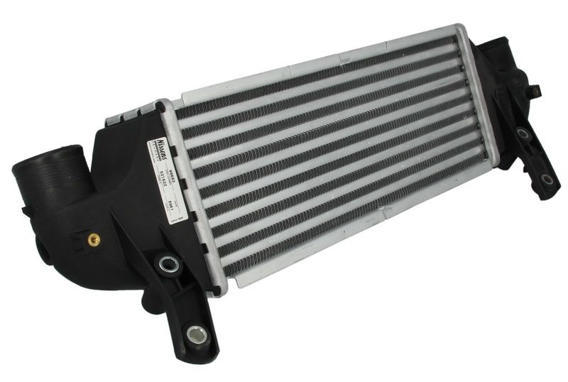 Chłodnica powietrza intercooler NISSENS 96693