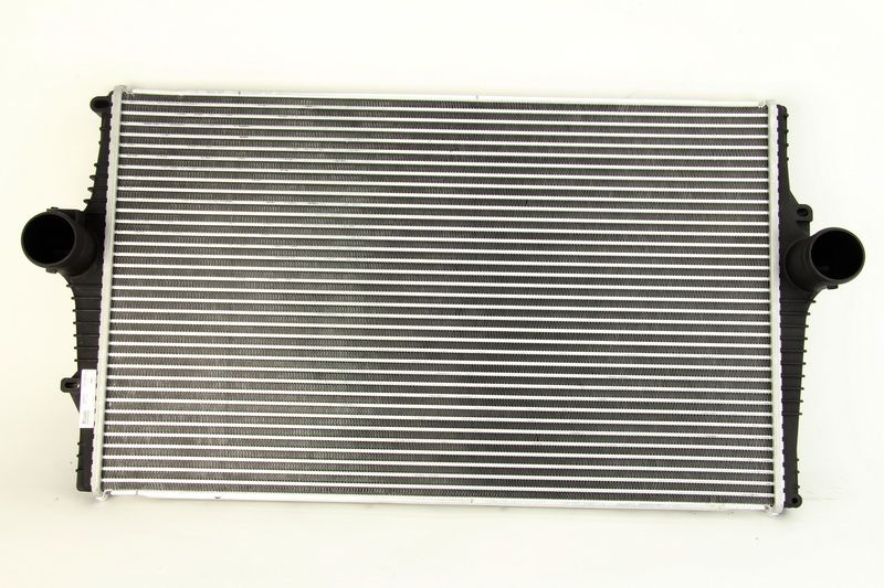 Chłodnica powietrza intercooler NISSENS 969001