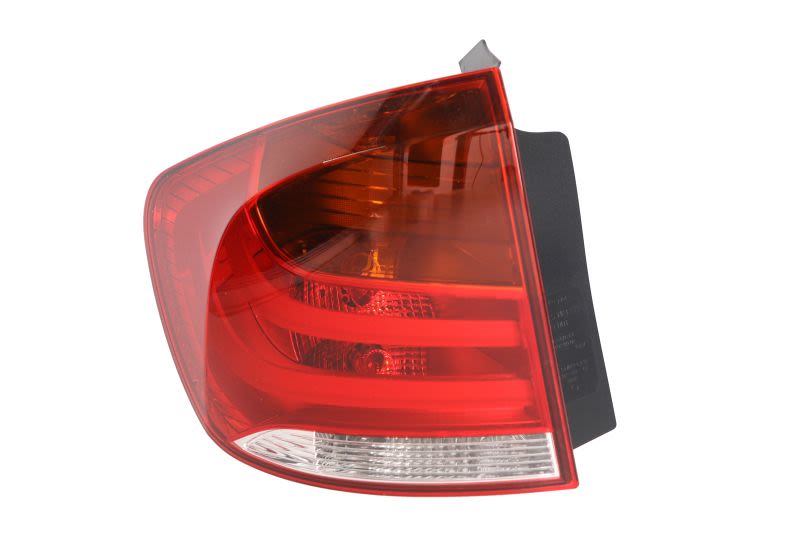 Lampa tylna zespolona MAGNETI MARELLI 715104137000