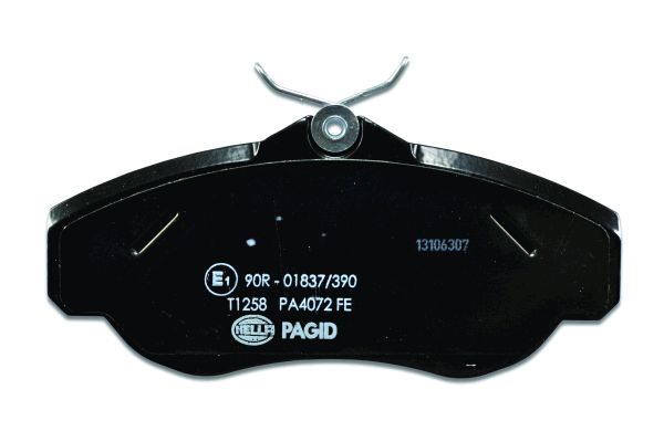 Klocki hamulcowe HELLA 8DB 355 009-531