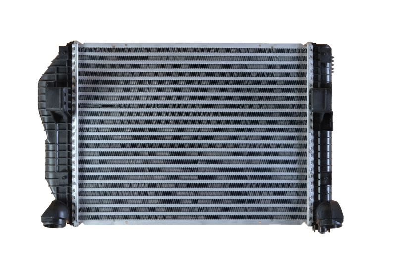 Chłodnica powietrza intercooler NRF 30210