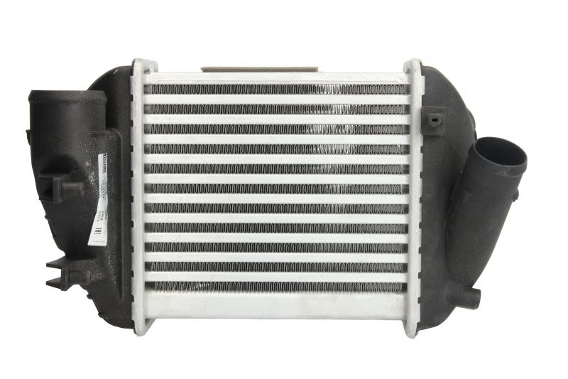 Chłodnica powietrza intercooler NISSENS 96708