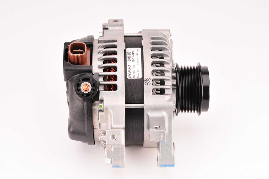 Alternator DENSO DAN1015