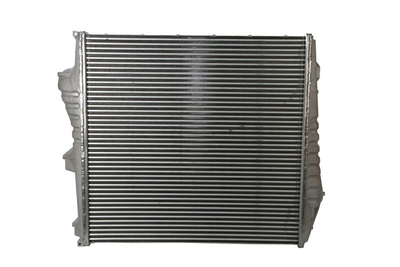 Chłodnica powietrza intercooler NRF 309304