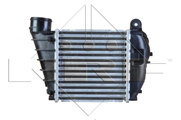 Chłodnica powietrza intercooler NRF 30935