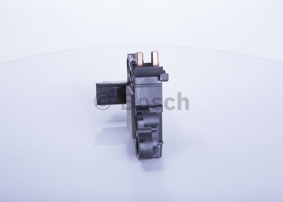 Regulator napięcia BOSCH 0 272 220 736