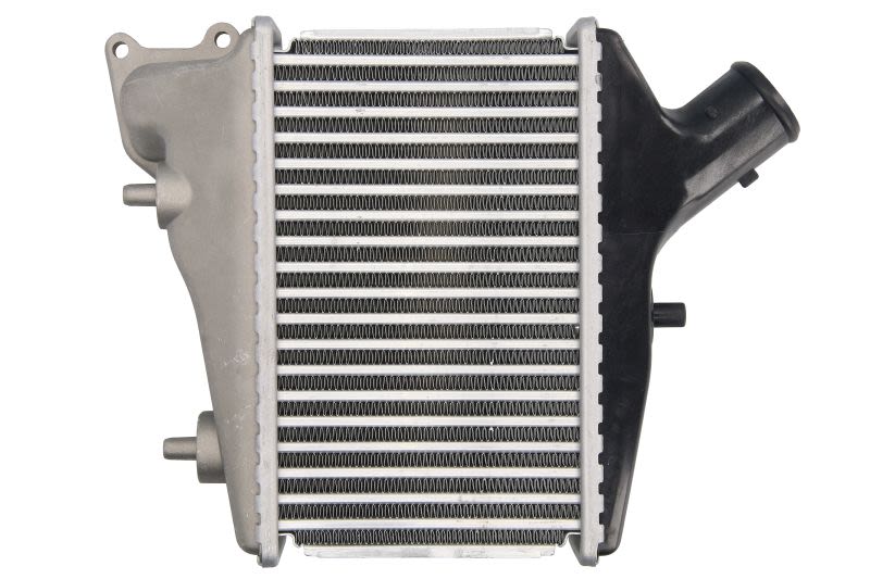 Chłodnica powietrza intercooler NISSENS 961222