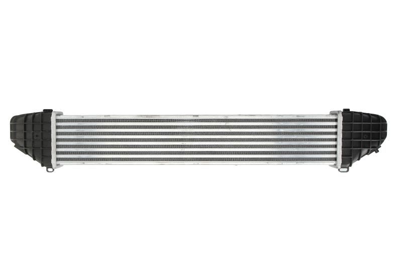 Chłodnica powietrza intercooler NISSENS 96722