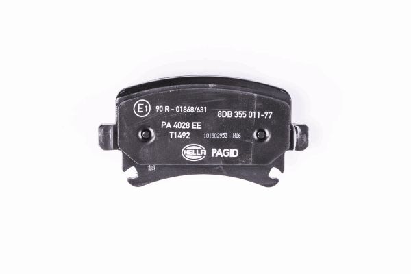 Klocki hamulcowe HELLA 8DB 355 011-771