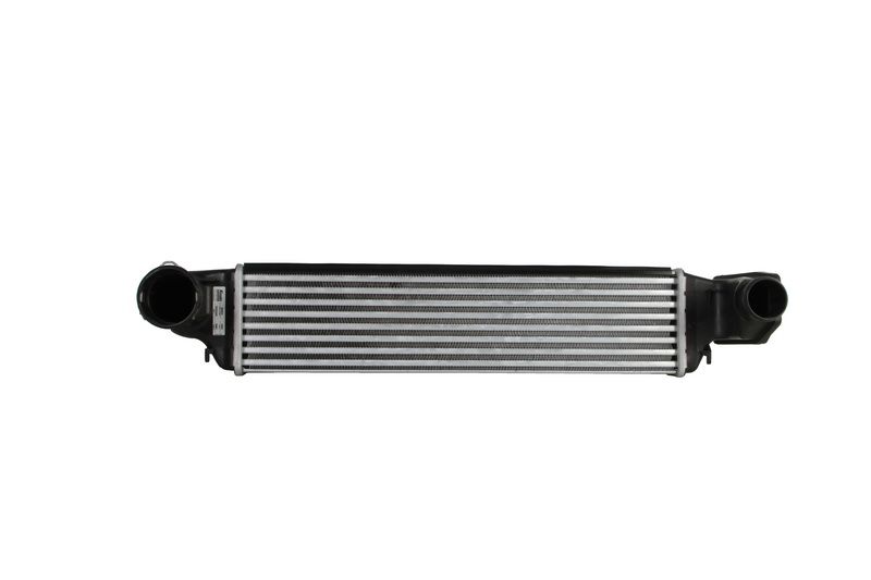 Chłodnica powietrza intercooler NISSENS 96654