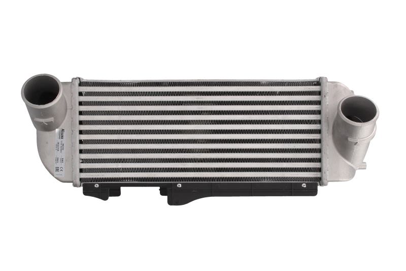 Chłodnica powietrza intercooler NISSENS 96192